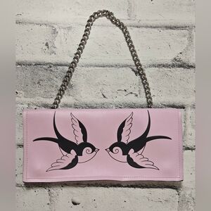 Lux De Ville Pink Tattoo Swallow Clutch – Rockabilly Retro Chain Purse